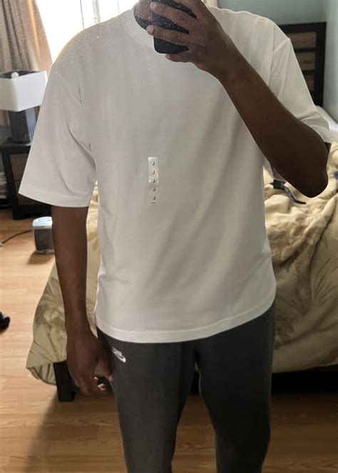 uniqlo airism oversized tee measurements